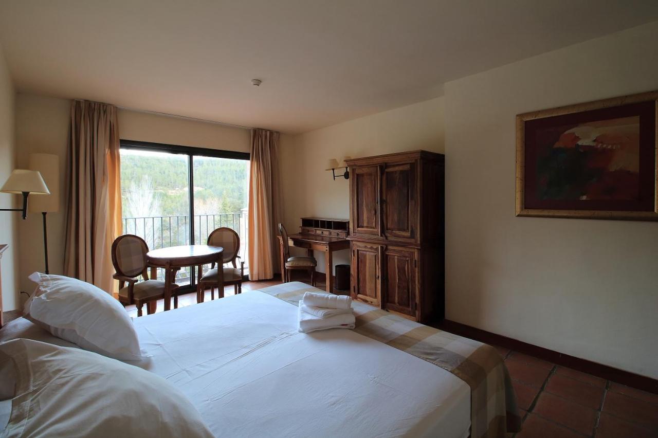 La Figuerola Hotel & Restaurant Vandellos Экстерьер фото