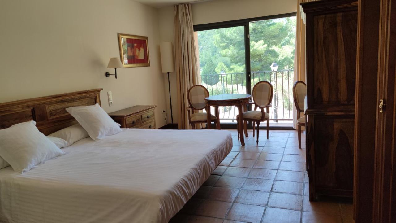 La Figuerola Hotel & Restaurant Vandellos Экстерьер фото
