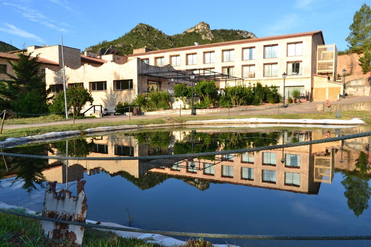 La Figuerola Hotel & Restaurant Vandellos Экстерьер фото