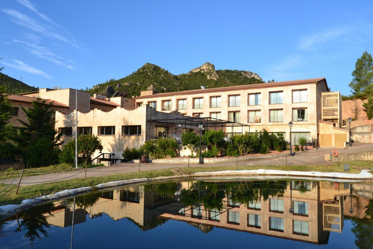 La Figuerola Hotel & Restaurant Vandellos Экстерьер фото