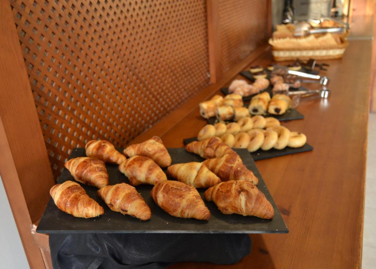 La Figuerola Hotel & Restaurant Vandellos Экстерьер фото